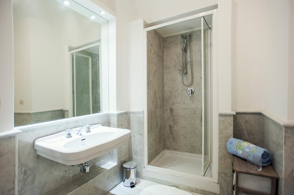 S.Andrea Apartment Rome Bilik gambar